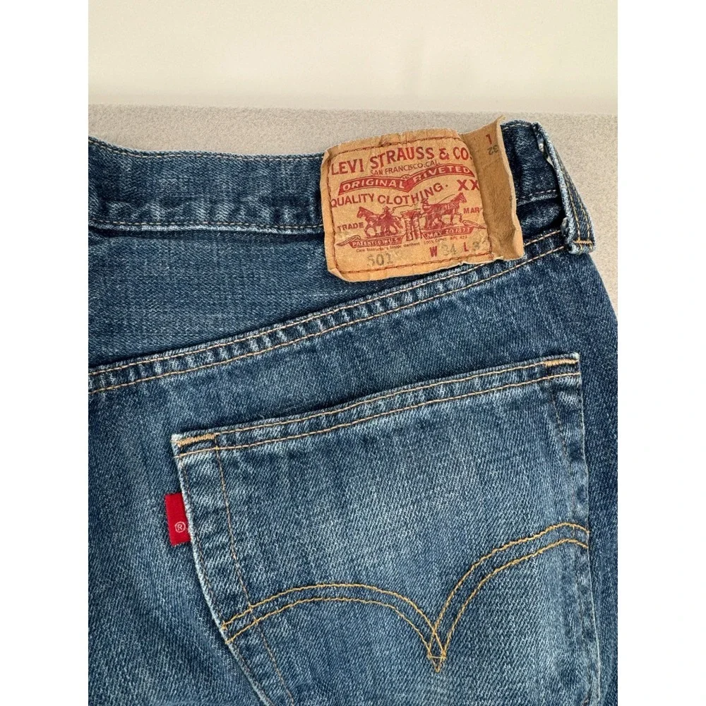 Y2K Levis 501 Mens Straight Leg Button Fly Blue Denim Jeans 34x32 August 2009